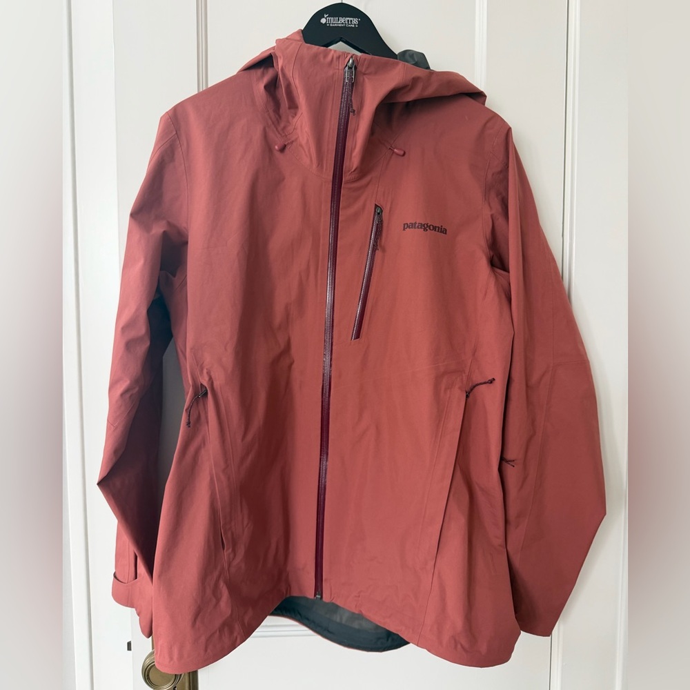 Patagonia Women's Granite Crest Rain Jacket